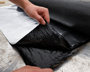 Rouleau de membrane d'étanchéité auto-adhésive en aluminium de 1,5 mm résistant aux UV pour l'entretien des toitures commerciales - Product Image 2