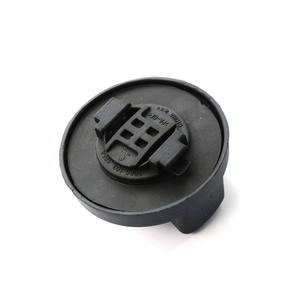 Cerradura de tapa de combustible para Volkswagen Audi Golf 4 Jetta Passat A4 A6, piezas de coche, cubierta de tanque de plástico W104 - Product Image 2