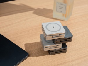 <span class=keywords><strong>Cargador</strong></span> Inalámbrico Magnético Plegable 3 en 1 de Carga Rápida de 15 W para iPhone, Reloj iPhone, AirPods, <span class=keywords><strong>Samsung</strong></span> <span class=keywords><strong>Galaxy</strong></span> Buds - Product Image 4