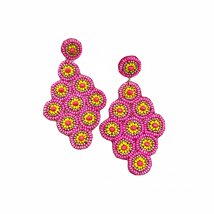 Boucles d'oreilles brodées de perles faites à la main pour femme au look élégant et élégant avec un beau nouveau design au toucher de luxe à la mode - Product Image 1