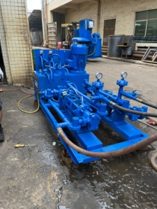 Système de mélange de coulis haute pression pour le remplissage des fondations de tunnels et l'ingénierie minière, injection synchrone à double pompe, moteur 11KW, 100BAR - Product Image 4