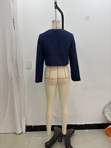 KAR&OT ZA Ropa de Mujer Verano 2025 Nueva Moda Chaqueta Corta Sencilla de Cuello Redondo con Cierre de un Solo Botón 1228992 - Product Image 4