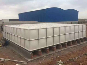 Réservoir d'eau modulaire en GRP à sections carrées pour ferme - Product Image 2