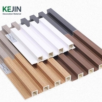 Persiennes composites modernes pour l'extérieur Panneau mural et plafond Panneau 3D cannelé PVC Lambrin Revêtement mural