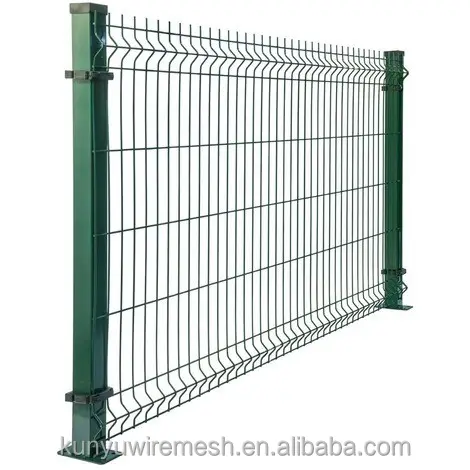 Whole Set Outdoor Welded Fence Panel with Metal Fence Poles and Fence Post For Home Garden Decoration