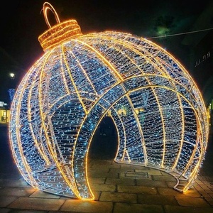Luci Decorative Natalizie 3D a LED con Motivo Impermeabile da Esterno Struttura Metallica Ornamento Gigante Fatto a Mano Luci ad Arco e Sfera per Centri Commerciali - Product Image 5