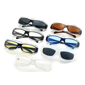 2024 meilleure vente unisexe conception Simple en gros en Stock poids léger coloré extérieur en plastique cadre Sport lunettes de soleil