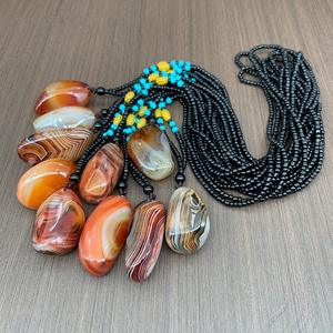 Batu Onyx Poles Bentuk Bebas 3-4.5cm, Batu Akik Sardonyx Grosir, Batu Permata Liontin - Product Image 3