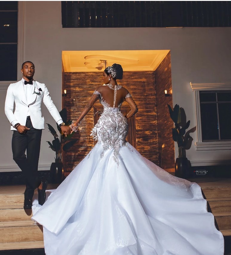 Wholesale High Quality Mermaid Wedding Dresses Crystal Mermaid Wedding Dress  Long Train Mermaid Wedding Dress| Alibaba.com
