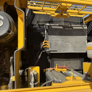 Machinerie de terrassement puissante et économe en carburant, excavatrice hydraulique sur chenilles Komatsu PC160 d'occasion de 16 tonnes - Product Image 5