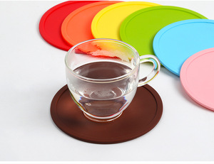 Posavasos Redondo de Silicona de Color Puro, Antideslizante e Impermeable, para Tazas de Té, 10 cm de Diámetro, Mantel Individual para Mesa - Product Image 1