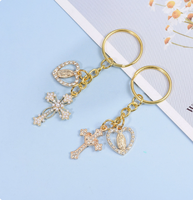 Porte-clés en métal doré pour femme avec pendentif cœur en strass et perles, Vierge Marie, croix, breloques pour voiture/sac à dos/sac