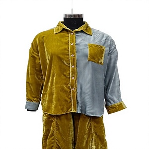 ชุดเซ็ตเสื้อแขนยาวคอปกพับสีตัดต่อผ้ากำมะหยี่โพลีเอสเตอร์สำหรับผู้หญิง สวมใส่สบาย ระบายอากาศได้ดี ทรงปกติ เหมาะสำหรับฤดูใบไม้ร่วง - Product Image 1