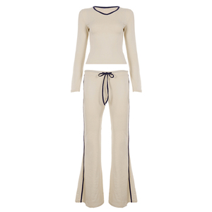 Conjunto de dos piezas con ribete en contraste para mujer, top de manga larga con cuello en V y pantalones acampanados con cordón de cintura baja, atuendo informal de otoño - Product Image 5