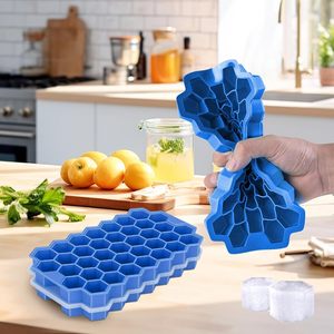 Vente flash : bac à glaçons en silicone mini, 37 moules à glace sans BPA, empilables, pour la congélation des aliments - Product Image 4