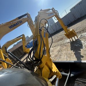 รถขุดขนาดเล็ก Komatsu PC35MR 3.5 ตัน มือสองจากญี่ปุ่น ใช้งานน้อย สภาพดี เหมาะสำหรับงานเกษตรและจัดสวน เครื่องยนต์และปั๊มยี่ห้อ Yanmar - Product Image 5