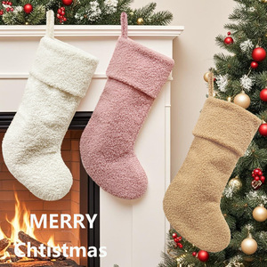 Transfrontaliero orsacchiotto <span class=keywords><strong>di</strong></span> velluto calze <span class=keywords><strong>di</strong></span> <span class=keywords><strong>natale</strong></span> ispessite nuovi prodotti per decorazioni <span class=keywords><strong>natale</strong></span> ciondoli per <span class=keywords><strong>albero</strong></span> sacchetti regalo all'ingrosso - Product Image 1