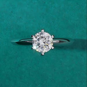 แหวนแต่งงานเพชรแล็บโกรว์ทองคำ 18K แบบคลาสสิกหกเม็ดทรงหรูหรา ขายส่ง - Product Image 5