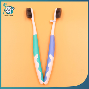 Brosse à dents manuelle antidérapante pour adultes, avec poils doux, pour usage domestique MC8708 - Product Image 5