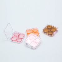 Palette d'ombres à paupières carrée Organisateur 4 couleurs Transparent Flip Cover Palette d'ombres à paupières en plastique Vernissage Mini Palette d'ombres à paupières