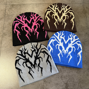 Gorro de Hip Hop Jacquard Marrón con Patrón de Corazón, Gorro de Calavera Acrílico Duradero para Adultos, Gorro de Hip Hop Cómodo para el Invierno - Product Image 3