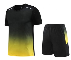 Ensemble de vêtements de sport unisexe personnalisé à dégradé, polyester, jogging, short de sport, survêtement oversize pour adultes, vêtements de rue - Product Image 2