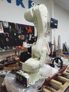 Bras de robot articulé industriel à six axes RS080N-B, robot de chargement/déchargement automatique de verre à grande vitesse, charge utile de 80 kg pour le verre - Product Image 4