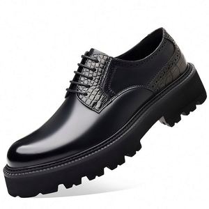 Nouvelles Chaussures Homme en Cuir Véritable à Lacets Respirantes Légères Antidérapantes à Semelle Épaisse en Cuir Verni pour Bureau, Carrière et Mariage - Product Image 5