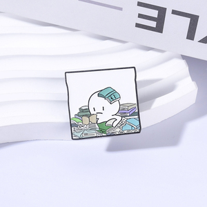 Spilla in smalto con personaggio dei cartoni animati 'Drowning in Books', graziosa figura bianca semplice circondata da libri impilati, spilla da bavero, gioiello, regalo - Product Image 2