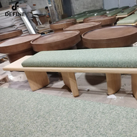 Vente en Gros de Meubles de Chambre à Coucher Chaise Longue Ottomane Moderne Tabouret en Bois Massif Coussin Doux Banc de Lit Long