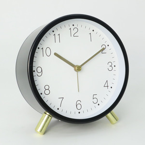 Réveil de luxe noir de 4 pouces avec cadre métallique et mouvement silencieux pour chambre à coucher - Product Image 2