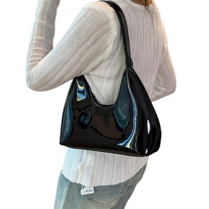 Sacs à main de luxe pour femmes, style selle, de haute qualité, de marque, d'occasion, avec logo personnalisé, vente en gros - Product Image 2