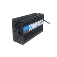 Chargeur de batterie pour véhicules électriques au plomb-acide 12V30A 24V22A 700W pour voitures électriques 110V/220V Chargeur rapide Construction en aluminium