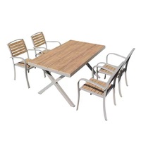 Ensemble de table à manger d'extérieur moderne 4 places en bois et plastique, mobilier de patio avec métal pour restaurant, patio ou jardin