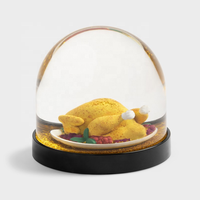 OEM ODM 88mm Artisanat en résine acrylique, globe à neige, dôme à neige, boule d'eau, gâteau d'anniversaire, cadeau souvenir personnalisé pour enfant/adolescent EN71