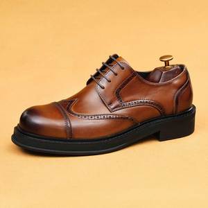 Chaussures habillées respirantes en cuir véritable pour hommes, style brogues britanniques à bout pointu et lacets, plateforme, pour mariage et affaires, collection 2025 - Product Image 5