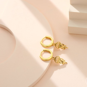 Vente en gros de boucles d'oreilles créoles personnalisées méduses en acier inoxydable 316L méduses animales de l'océan boucles d'oreilles créoles Huggie - Product Image 6
