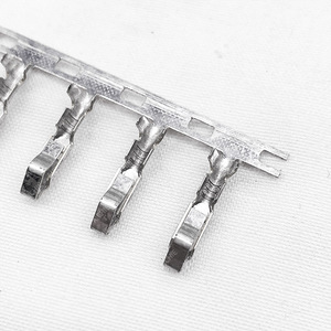 เทอร์มินัลแบบถอดเร็ว TE 640252-2 สำหรับสายไฟ 18-24AWG ทองแดงแท้ 1P 33 ตำแหน่ง - Product Image 1