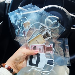 Özel tasarım uzun ömürlü koku kağıt araba hava spreyi farklı kokuyor tasarım Aroma asılı hava spreyi özel araba Freshie - Product Image 6