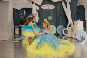 結婚式のキッズパーティーガールズページェントプリンセスベビーウエディングドレスのためのオンブルブルーとイエローのフラワーガールのドレス - Product Image 5