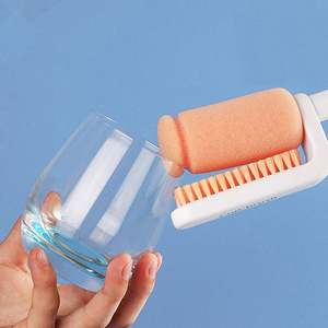 Botella de Plástico Ecológica Hyri y Cepillo para Limpiar Platos con Cabezal de Esponja y Cerdas de Nailon - Product Image 2