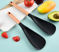 Lot de 2 cuillères multifonctions en silicone de 11,4 po et 13,4 po pour ustensiles de cuisine antiadhésifs, cuillère à manche en bois pour mélanger, cuillère à soupe et spatule