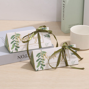 Driehoek Papier Christmas Party Dank U Gift Verpakking Custom Gedrukt Snoep Bruiloft Gunst Doos Voor Gasten - Product Image 1