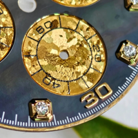 Cadran de montre chronographe Tahitian Black MOP, sous-cadrans à 3 aiguilles avec confettis en flocons dorés, index des heures en diamant rond, compatible avec les mouvements 4130 4131