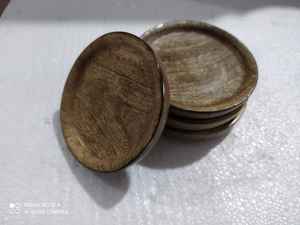 Posavasos al por mayor con superficie pulida de madera artesanal, de forma redonda, para uso en mesa, a la venta por exportadores. - Product Image 3