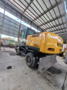 Excavadora de Ruedas Usada Hyundai 210w-7 de 21 Toneladas, Original de Corea, de Segunda Mano, en Venta - Product Image 5