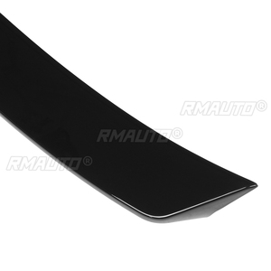 สปอยเลอร์หลังรถยนต์ W204 สำหรับ Benz W204 C-class C180 C200L C63 ปี 2008-2014 - Product Image 6