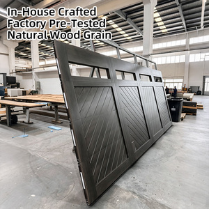 Porte de garage sectionnelle en bois massif isolée thermiquement avec panneau en verre trempé Chevron et ouvre-porte motorisé pour villa privée - Product Image 1