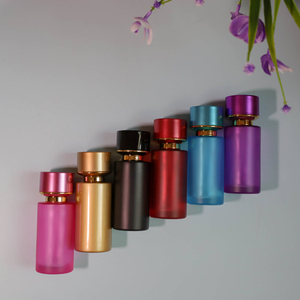 Vente flash - Flacon de parfum vide en verre cylindrique simple de 50 ml pour l'emballage de cosmétiques - Product Image 3