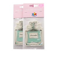 Accessoires de voiture parfum frais design personnalisé désodorisant d'air de voiture en papier avec longue carte